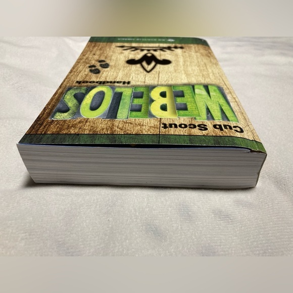 Cub Scouts Webelos Handbook - Picture 8 of 9